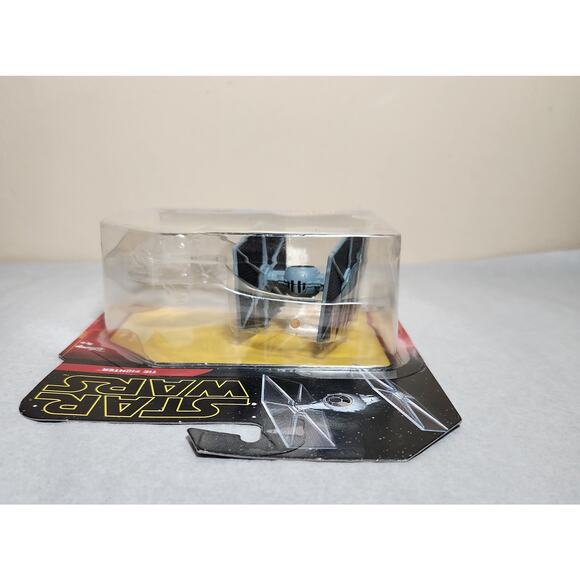 Hot Wheels Starships Star Wars Tie Fighter With Flight Stand 2018 New Sealed - Picture 7 of 7